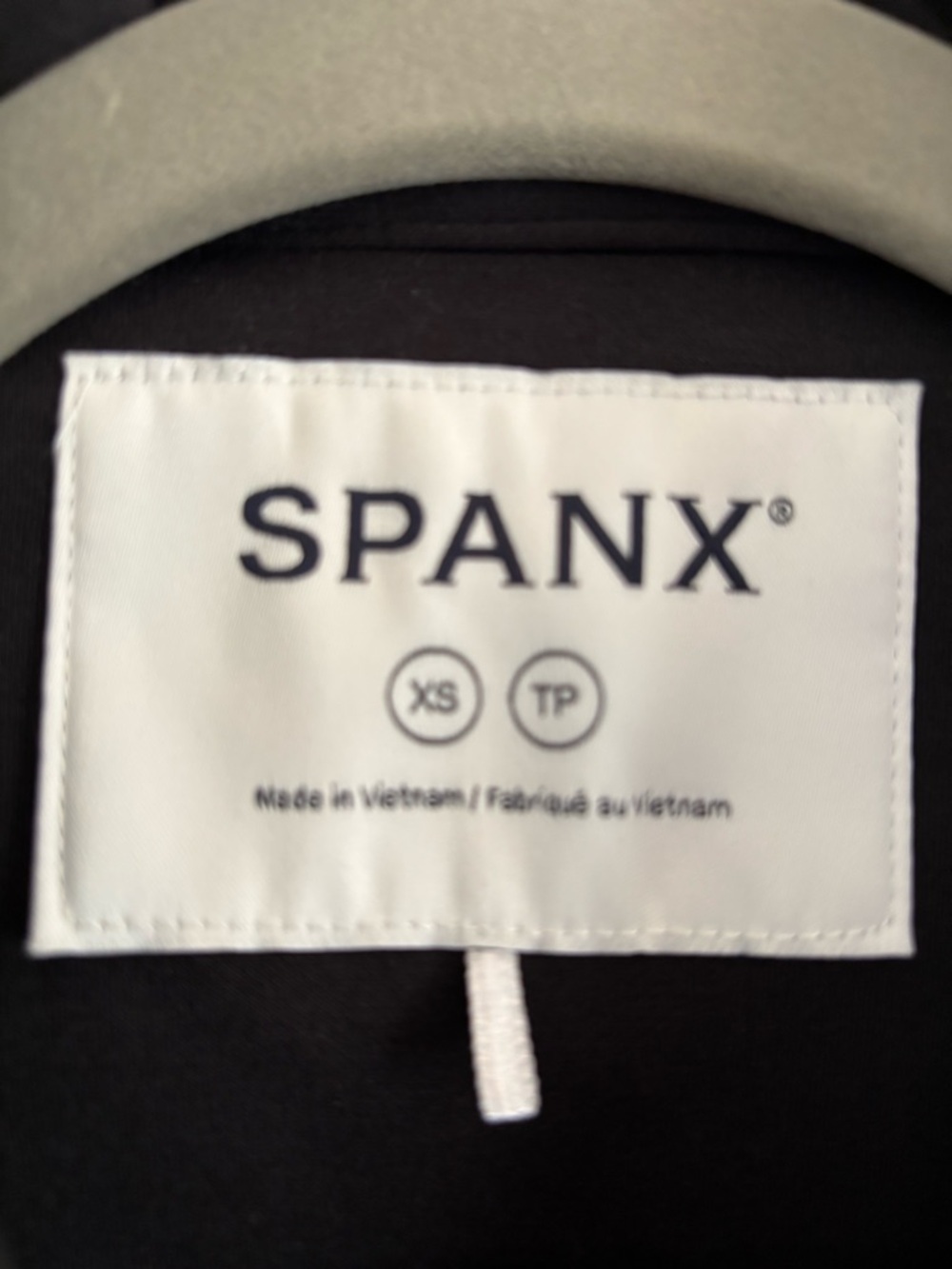 SPANX Black Quilted Belted Shawl-Collar Puffer Coat - Picture 3 of 3